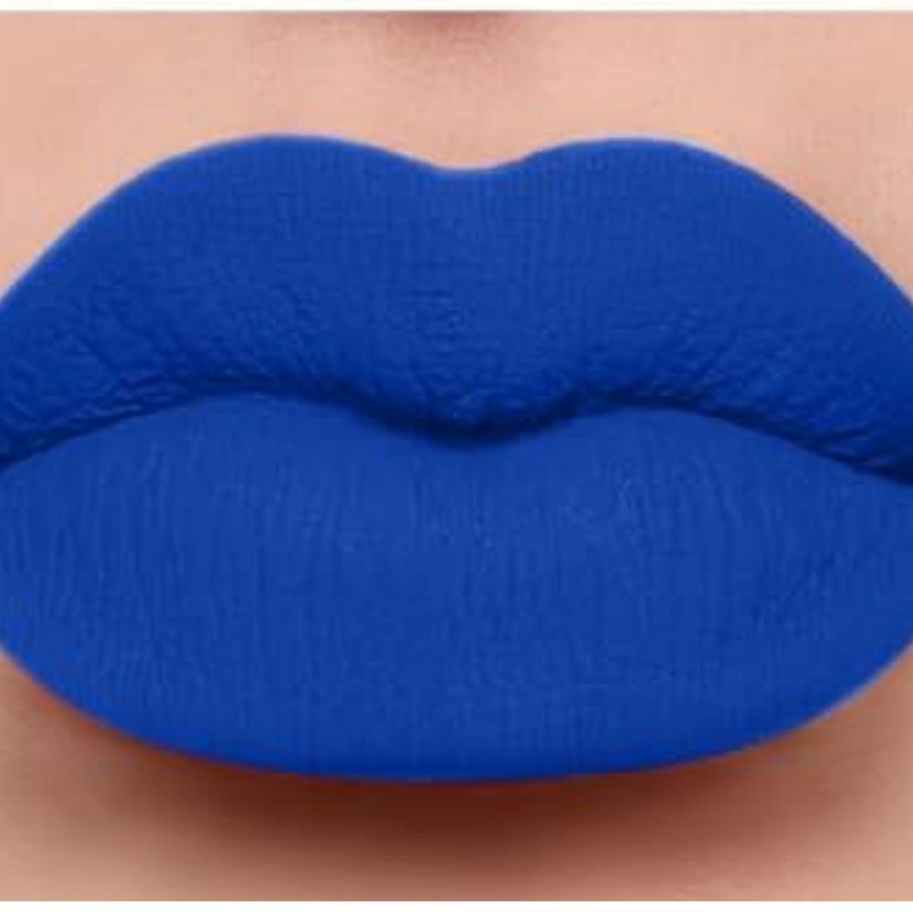 Blue cream lipstick